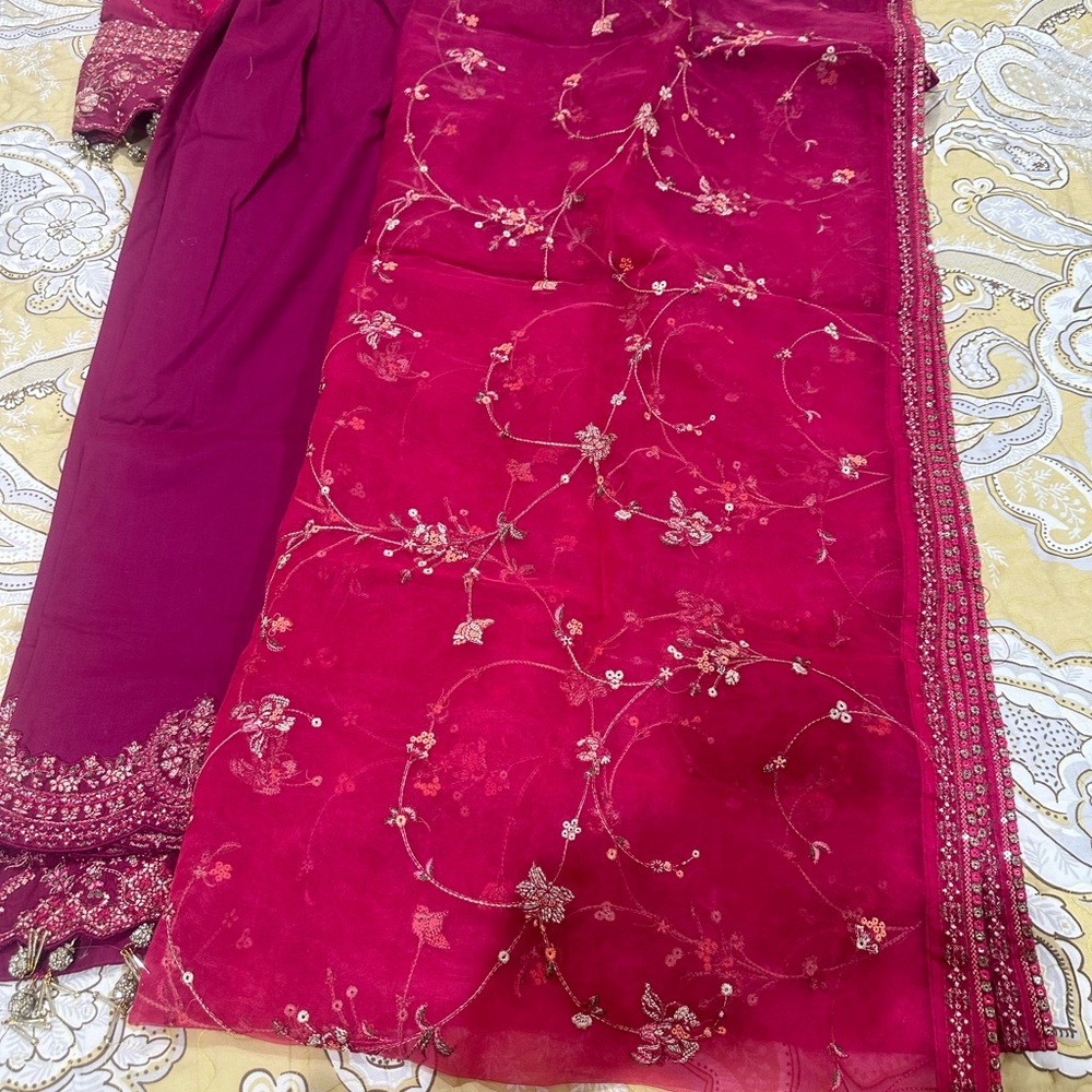 Pakistani dresses Hussain rehar 2024 - Picture 3 of 8